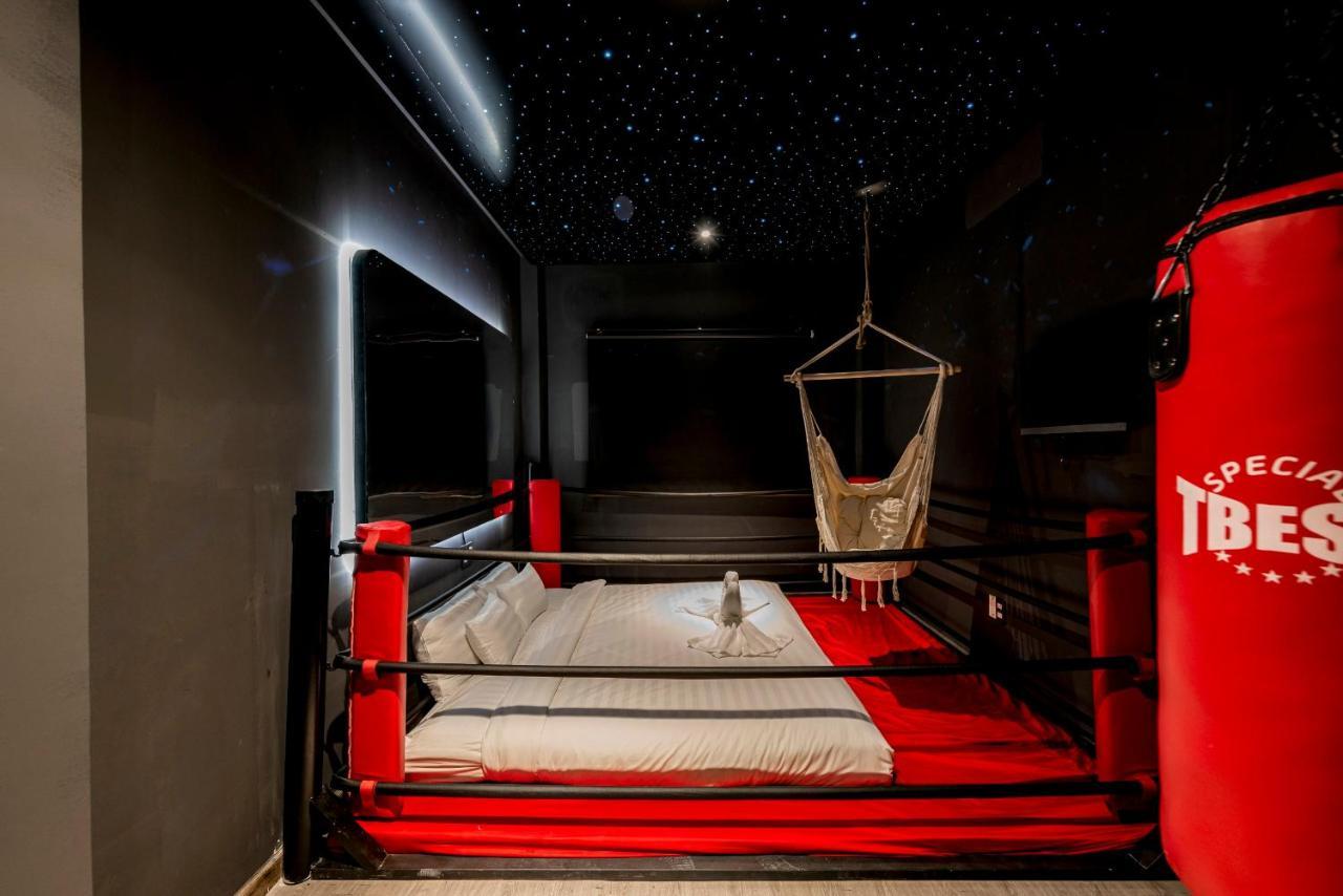 Diamond Rainbow - The Love Aparthotel City Centre โฮจิมินห์ซิตี้ ภายนอก รูปภาพ